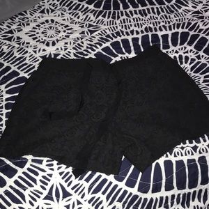 LOFT Beautifully detailed lace shorts